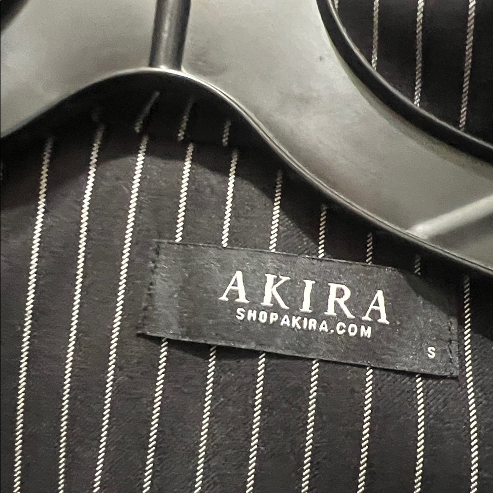 ✨AKIRA Charcoal Pinstripe Blazer✨ like new - Picture 10 of 12